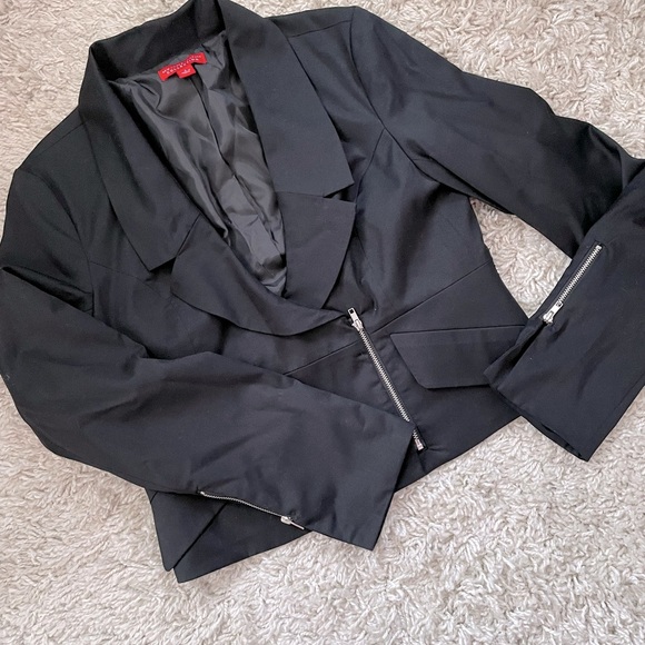 New York and Co Moto Detail Blazer, Black with zipper detail, Size 6 - Picture 1 of 4